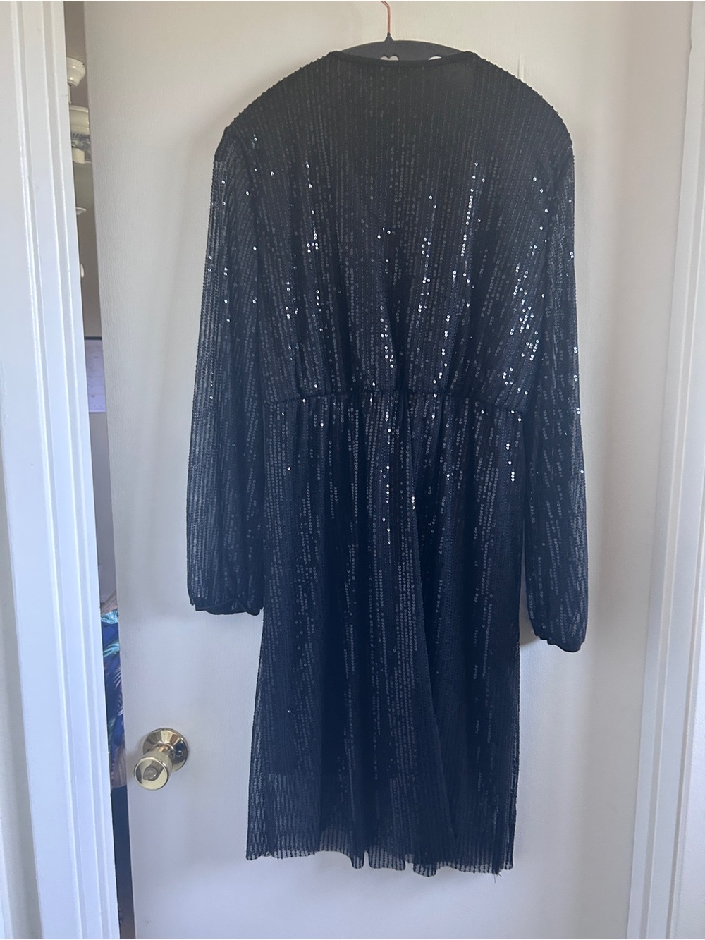 Women's Black Sequin Long Sleeve V-Neck Dress - Picture 2 of 4
